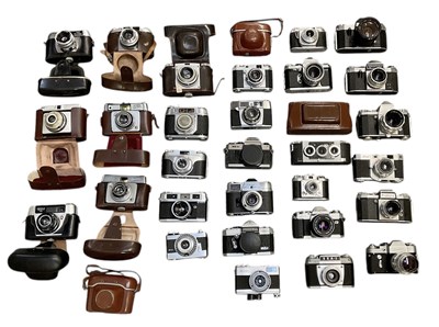 Lot 427 - A large group of cameras including Halima,...