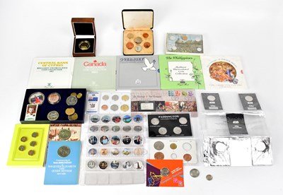 Lot 977 - A collection of United Kingdom commemorative...