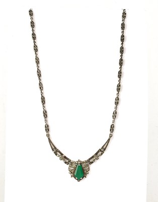 Lot 1083 - An Art Deco style silver necklace set with...