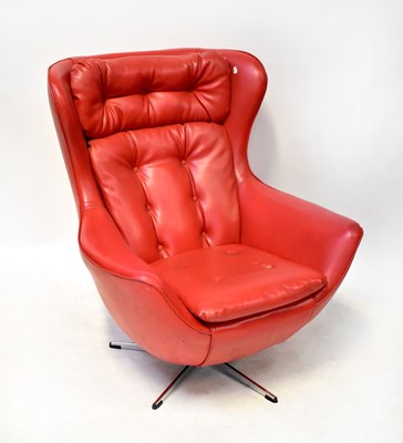 Lot 4 - VONO; a 1960s egg-style swivel and tilt...