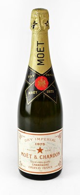 Lot 1005 - A bottle of Moët & Chandon 1975 dry imperial...