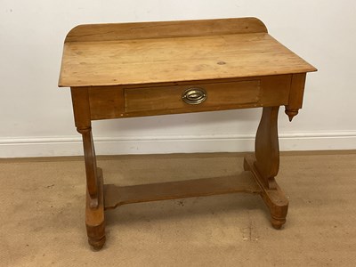 Lot 728 - A pine washstand with single drawer and plank...