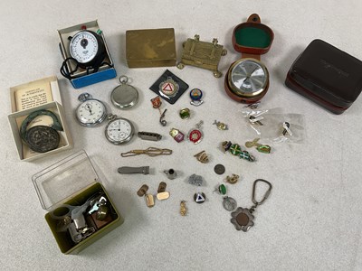 Lot 66 - A group of collectors' items, including stop...