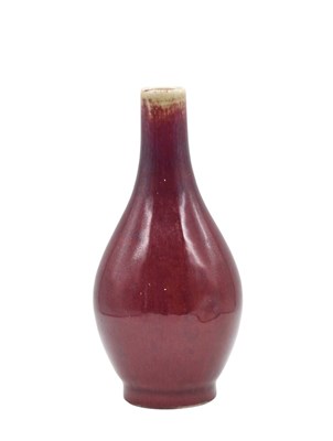 Lot 8 - An 18th/19th century Chinese sang de boeuf...