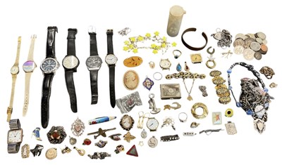 Lot 1639 - A mixed group of modern, vintage and antique...
