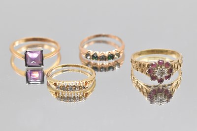 Lot 562 - An 18ct gold dress ring (approx 2.3g), a 9ct...