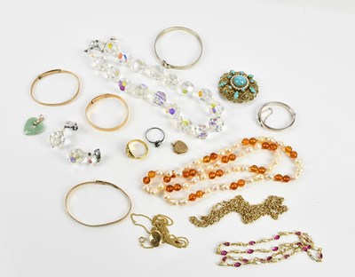 Lot 440 - A collection of assorted costume jewellery...