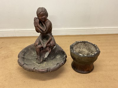 Lot 679 - A concrete garden water feature/birdbath...