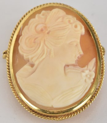 Lot 1563 - A 9ct gold mounted cameo brooch with necklace...