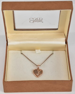 Lot 1398 - CLOGAU GOLD; a 9ct Welsh gold heart pendant,...