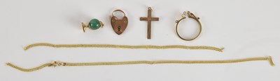 Lot 1198 - Five items of gold jewellery comprising a 9ct...