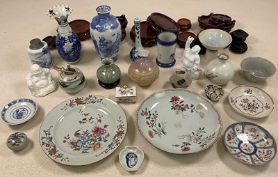 Lot 40 - A group of 19th and 20th century Oriental...
