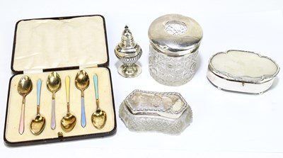 Lot 2072 - WILLIAM SUCKLING; a cased set George V...