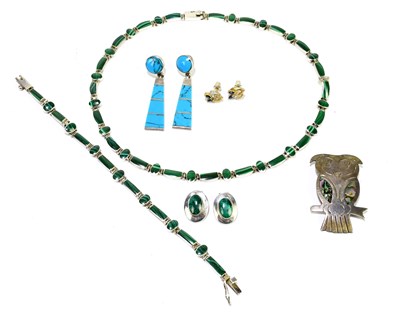 Lot 1578 - A sterling silver and malachite suite,...