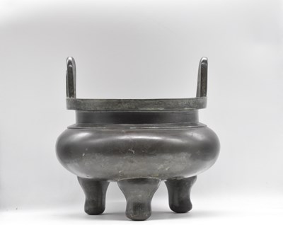 Lot 3 - A large Chinese archaic twin handled bronze...