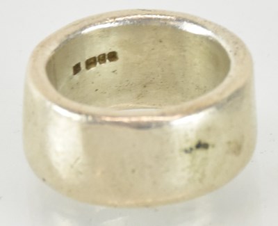 Lot 1371 - A chunky hallmarked silver gentleman's ring,...
