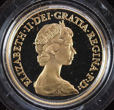 Lot 1501 - An Elizabeth II proof full sovereign, 1981,...