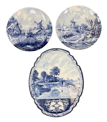 Lot 650 - A pair of modern blue and white transfer...