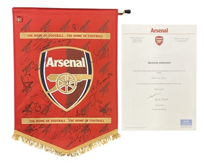 Lot 487 - An Arsenal 2008/09 season pennant, bearing...