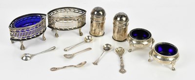 Lot 1296 - WILLIAM HUTTON & SONS; a pair of George V...