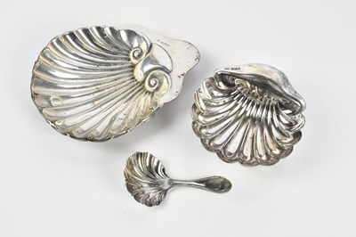 Lot 1300 - A Victorian hallmarked silver caddy spoon with...