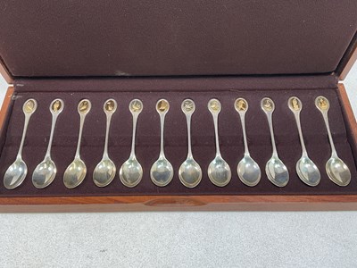 Lot 493 - JOHN PINCHES LTD; a cased set of twelve...