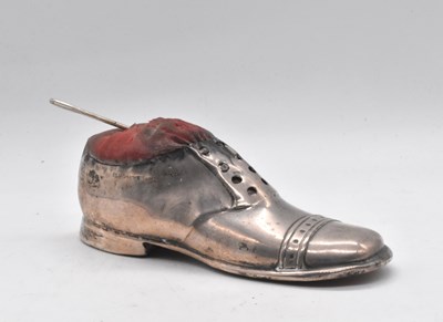Lot 511 - A George V hallmarked silver novelty pin...