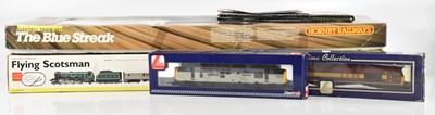 Lot 2437 - HORNBY; a boxed train set, 'The Flying...
