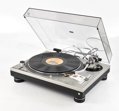 Lot 2501 - TECHNICS; a quartz direct drive turntable...