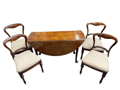 Lot 2155 - A George III mahogany drop-leaf gateleg table,...