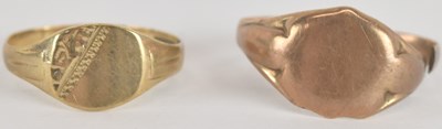 Lot 1302 - A 9ct yellow gold signet ring, size L/M, and a...