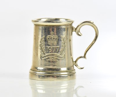 Lot 1077 - H LTD; an Elizabeth II hallmarked silver...
