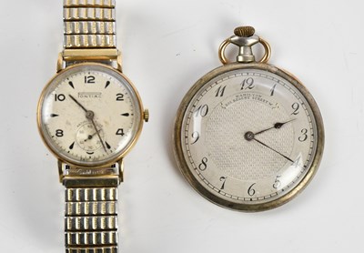 Lot 600 - PONTIAC; a gentleman’s vintage 9ct yellow gold...