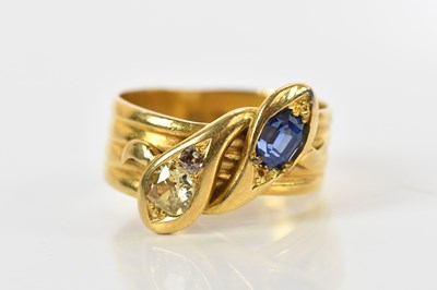 Lot 73 - An 18ct yellow gold twin serpent head broad...