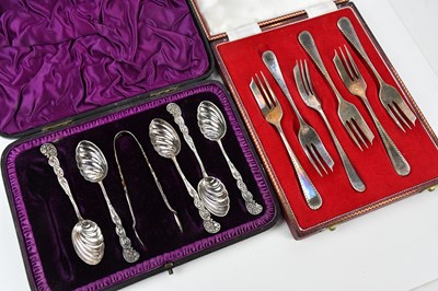 Lot 1153 - GEE & HOLMES; a cased set of six Elizabeth II...
