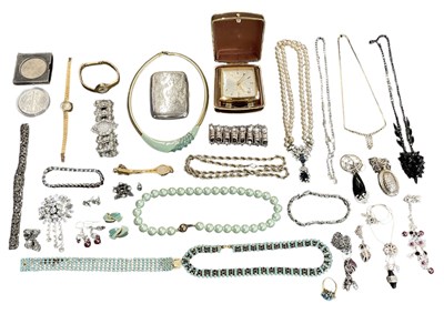Lot 1643 - A quantity of modern and vintage costume...