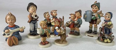 Lot 178 - GOEBEL; a small collection of figures,...