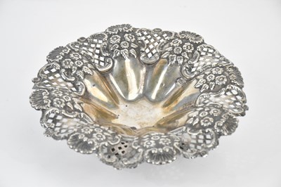 Lot 1488 - H J COOPER & CO LTD; an Edward VII hallmarked...