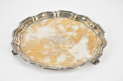 Lot 1477 - BARKER BROTHERS SILVER LTD; a George V...