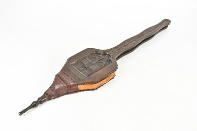 Lot 1298 - An Old George Inn Salisbury pair of carved oak...