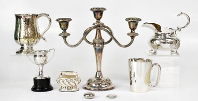 Lot 557 - A small quantity of electroplated items to...