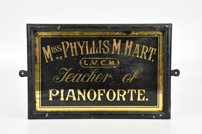 Lot 1252 - An early 20th century verre églomisé...