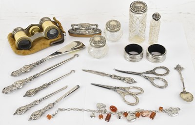 Lot 1165 - Eighteen various silver and other collectable...