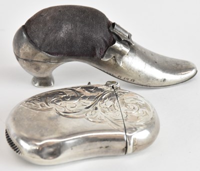 Lot 1143 - A Victorian hallmarked silver pin cushion in...