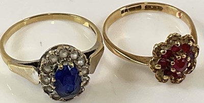 Lot 380 - Two 9ct yellow gold dress rings, sizes Q 1/2...