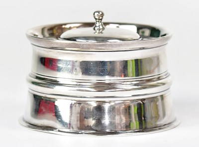 Lot 576 - GOLSMITHS & SILVERSMITHS CO; a Victorian...