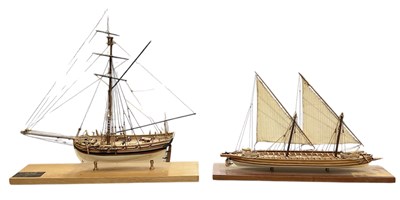 Lot 394 - A modern kit built 1: 55 scale boat, 'Viper',...