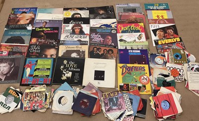 Lot 139 - A quantity of LPs and 45s to include Cat...