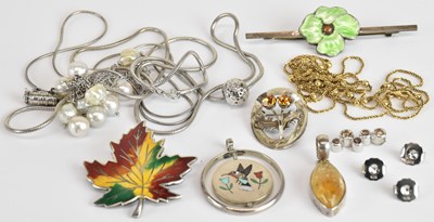 Lot 1635 - A group of sterling and 925 silver jewellery,...
