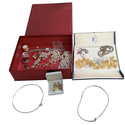 Lot 1632 - A quantity of assorted white metal, 925 silver...